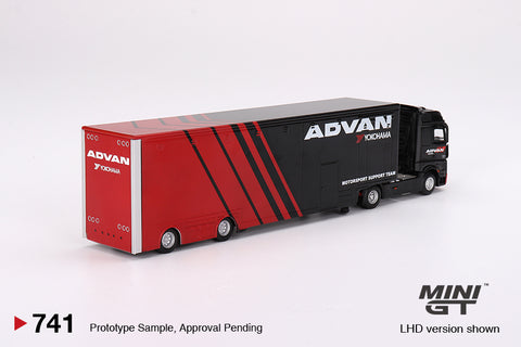 Mini GT 1:64 Mercedes-Benz Actros w/ Racing Transporter “ADVAN”
