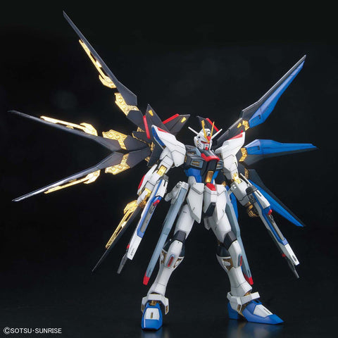 BANDAI MG 1/100 STRIKE FREEDOM GUNDAM FULL BURST MODE