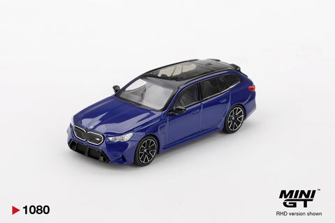 Mini GT 1:64 BMW M5 Touring (G99) Marina Bay